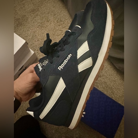 Reebok CL Harman Run, Men’s Size 10, Collegiate Navy - Picture 2 of 6